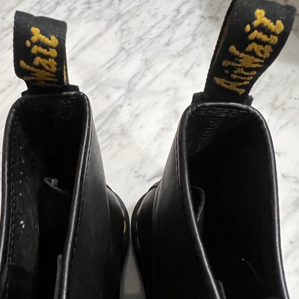 Dr. Martens Almost Mint!! - image 5
